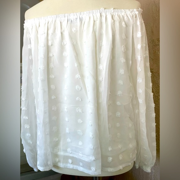 Off Shoulder Top - Picture 7 of 7